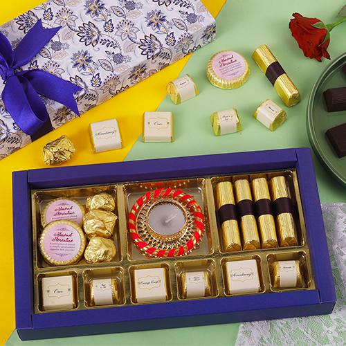 Festive Mix Of Sweet Surprises

