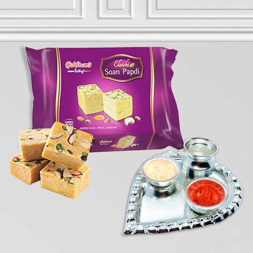 Aarti Thali with Haldirams Soan Papdi Combo