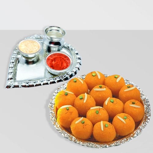 Motichur Laddu from Haldirams with Aarti Thali