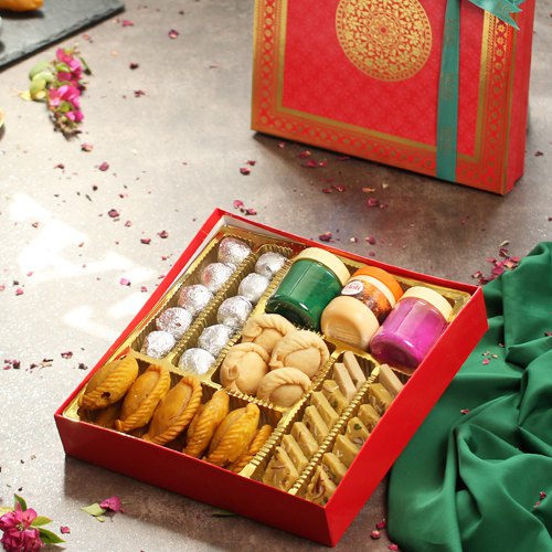 Marvelous Holi Delicacies Gift Hamper