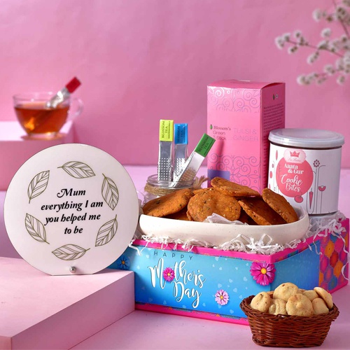 Refreshing Mothers Tea Time Hamper