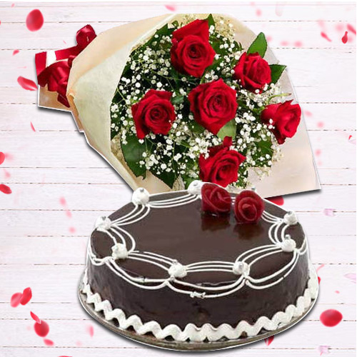Red Rose Bouquet with Chocolate Cake