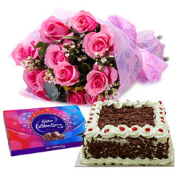 Perfect Combo of Cake Pink Roses Arrangement with Cadbury Celebrations