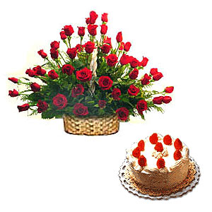 Pretty Red Roses Arrangement with Black Forest cake