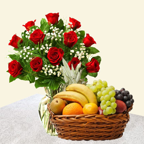 Roses N Fresh Fruit Bliss