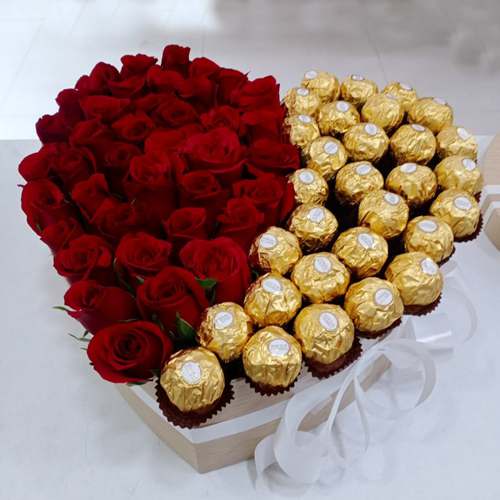Charming Heart Shape Box of Red Roses n Ferrero Rocher