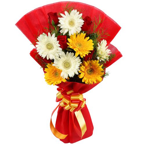 Gorgeous Tissue Wrapped Gerbera N Roses Bouquet