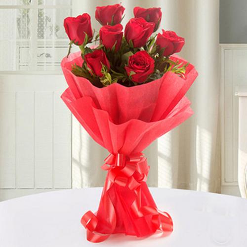 Graceful Bunch of Red Roses with Tissue Wrap