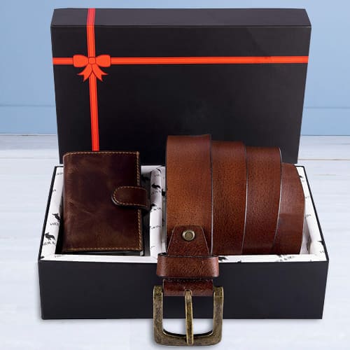 Stunning Hide and Skin Mens Leather Card Holder Belt N KN95 Mask