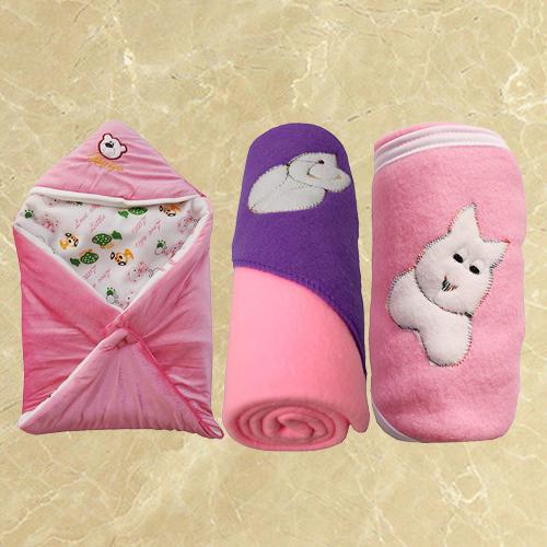 Marvelous Fleece Hooded Blanket for New Born Babies