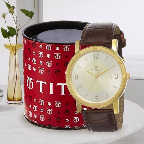 Outstanding Titan Analog Mens Watch
