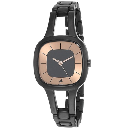 Alluring  Analog Rose Gold Dial Womens Wach